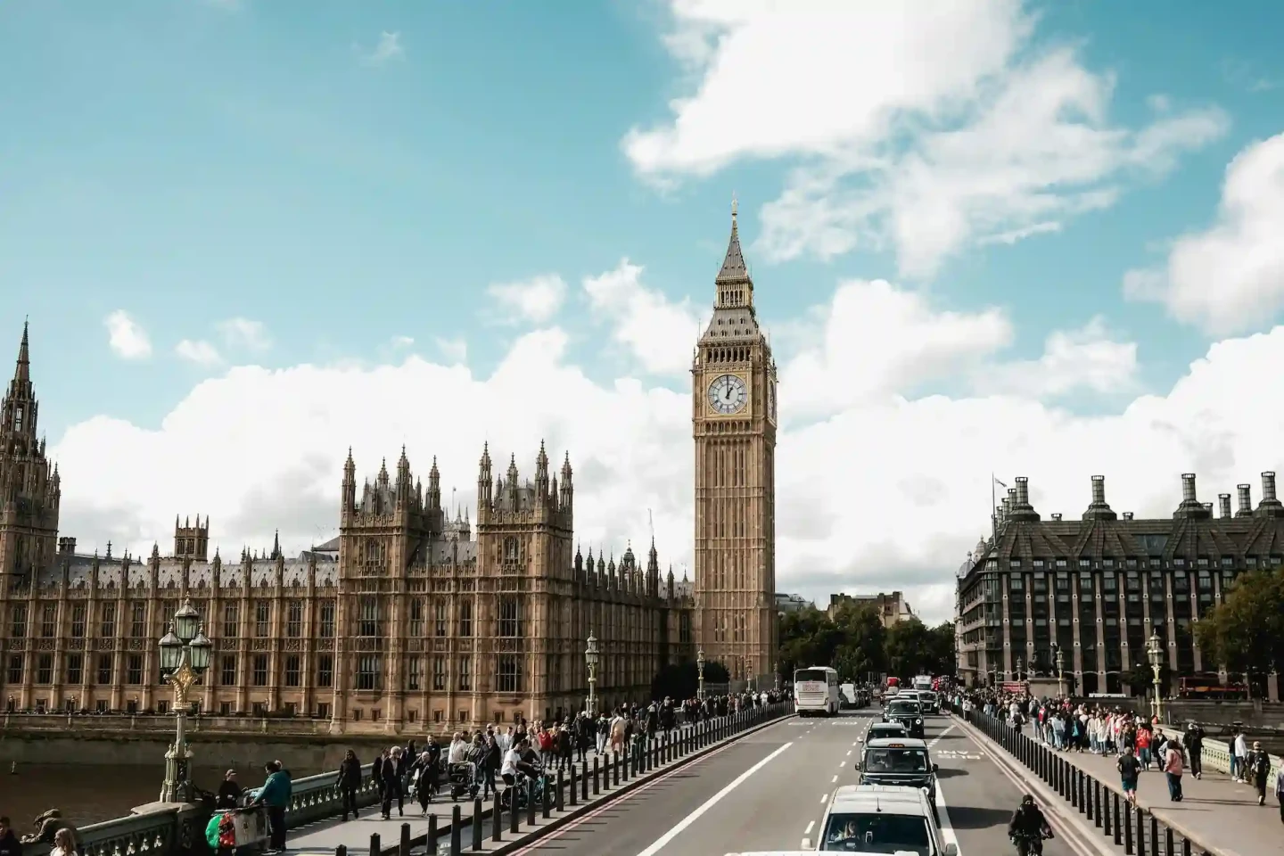 Iconic Big Ben and Westminster in Central London close to serviced apartments and corporate accommodation